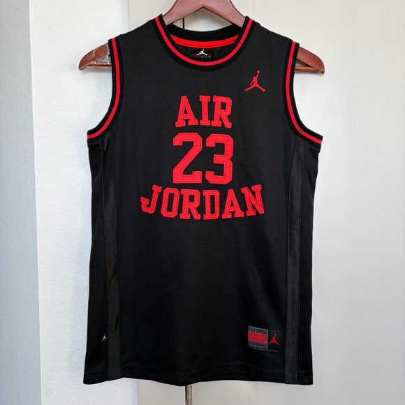 Nike Other - AIR JORDAN #23 JORDAN BLACK RED STITCHED JERSEY KIDS LARGE